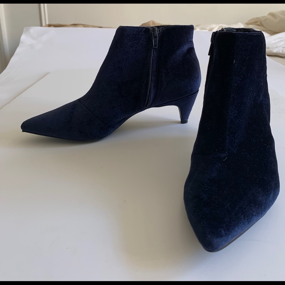 Navy velvet booties